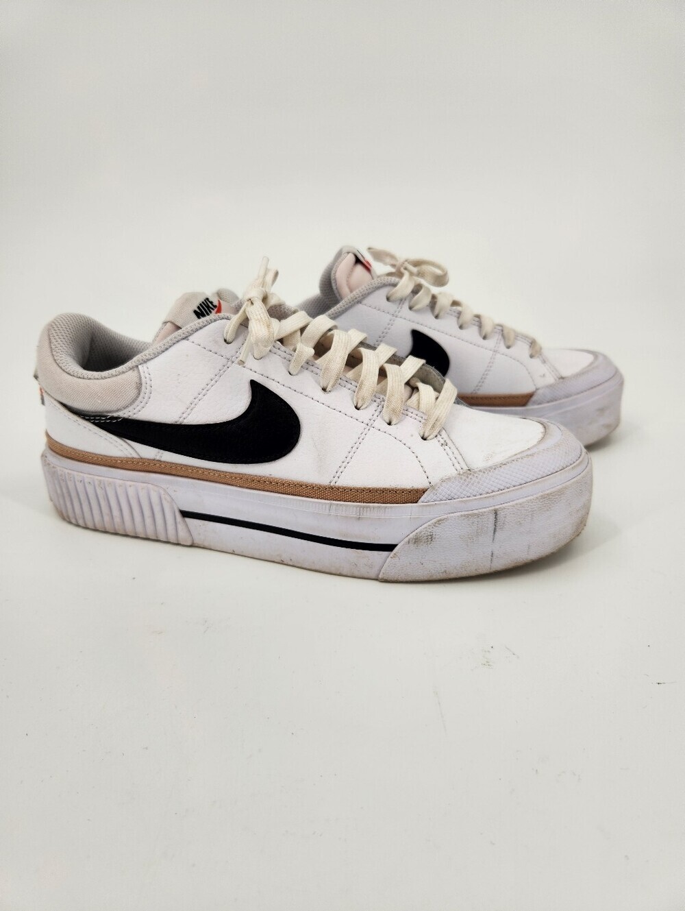 Nike Court Legacy Lift Platform Shoes Womens Size 8 White Black